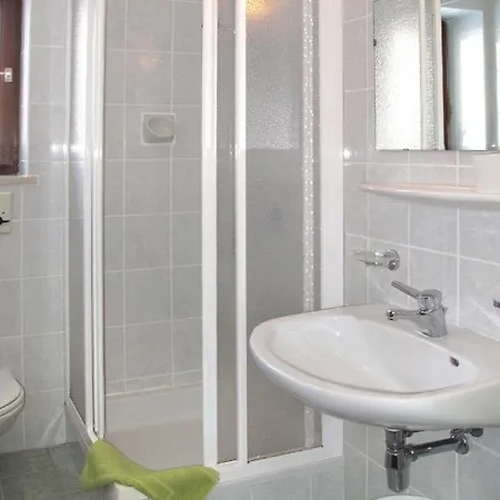 Apartment Haupthaus Schoenblick By Interhome